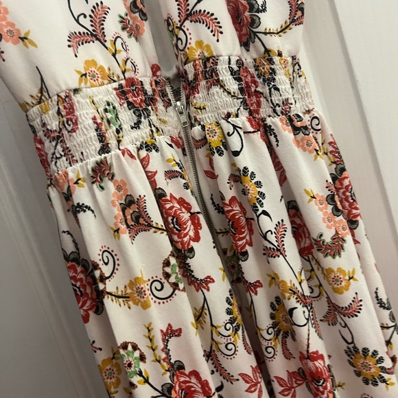 Altar'd State White and Red Embroidered Dress - Picture 4 of 6